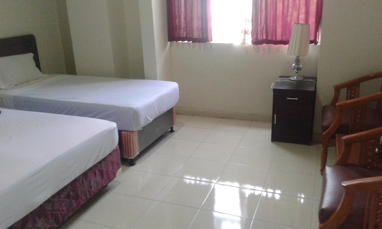 Ning Ed-Hotel Malang Exterior photo